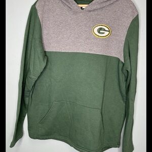NFL Green and Gray Packers Sweater with Iconic Logo 149